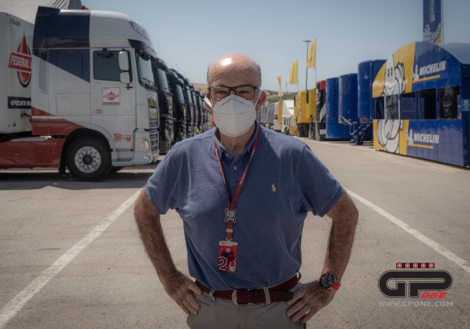 MotoGP: Carmelo Ezpeleta. 