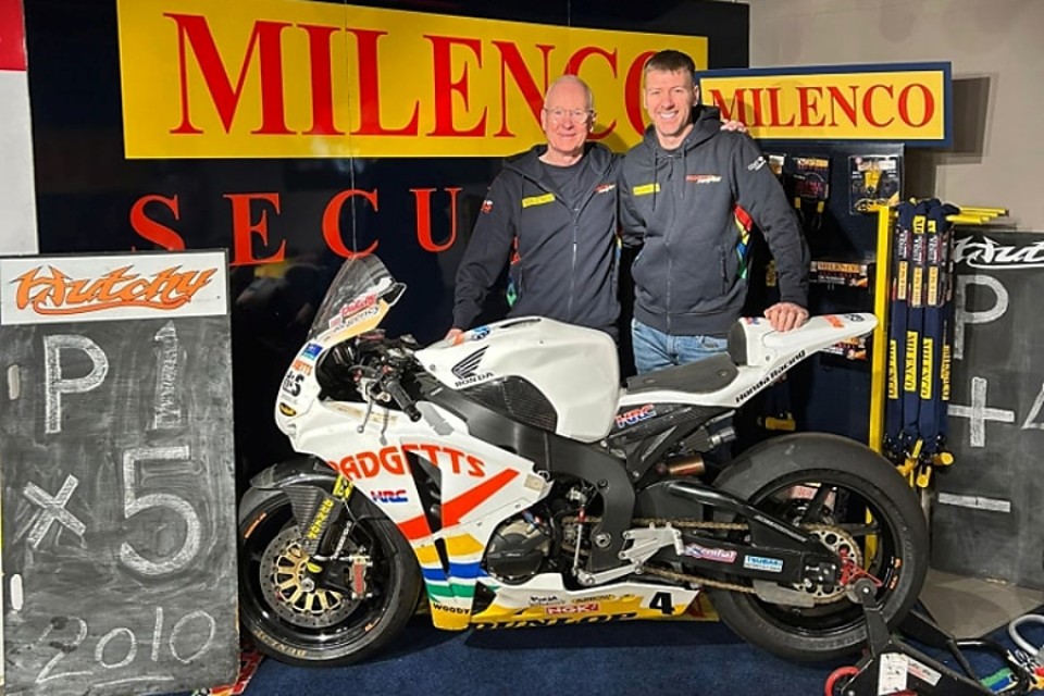 SBK: Ian Hutchinson ritorna al Tourist Trophy con il team Padgett’s