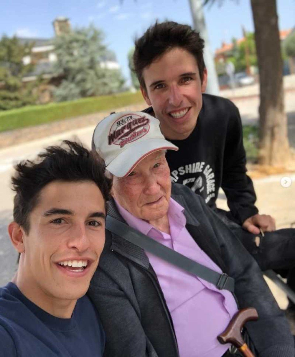 MotoGP: Lutto per Marc e Alex Marquez, scomparso l'amato nonno