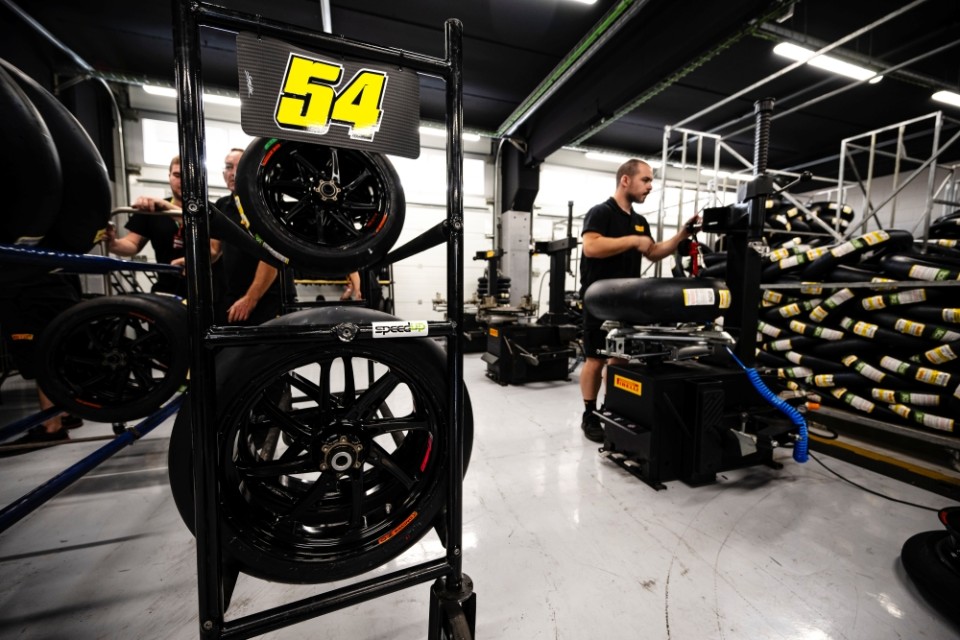 News: Test Barcellona: primi riscontri positivi per Pirelli in Moto2 e Moto3