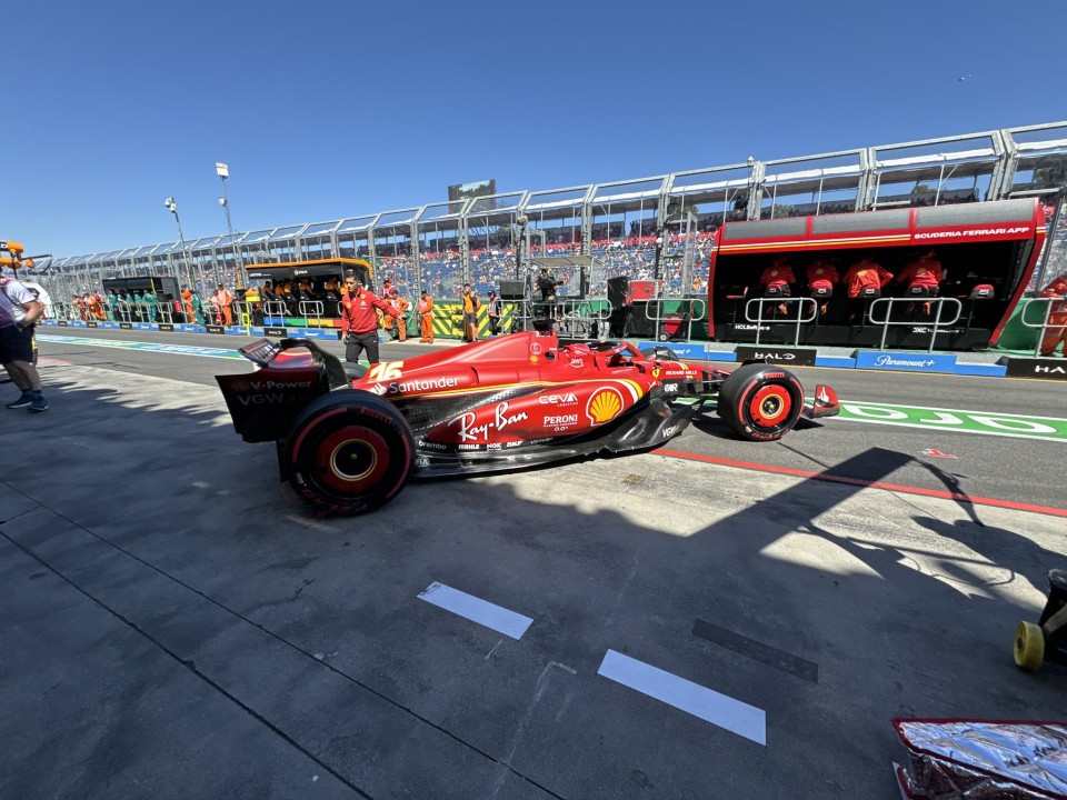 Auto - News: La Ferrari di Leclerc al comando nella prima giornata in Australia