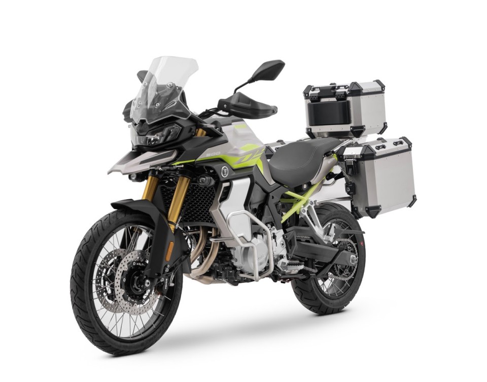 Moto - News: Voge a Motodays 2024 con la nuovissima 900DSX