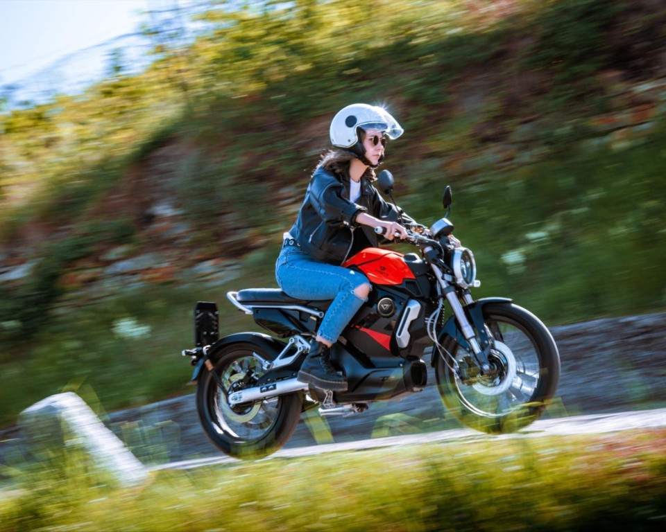 Moto - Scooter: Motodays 2024: la gamma Vmoto in mostra a Roma