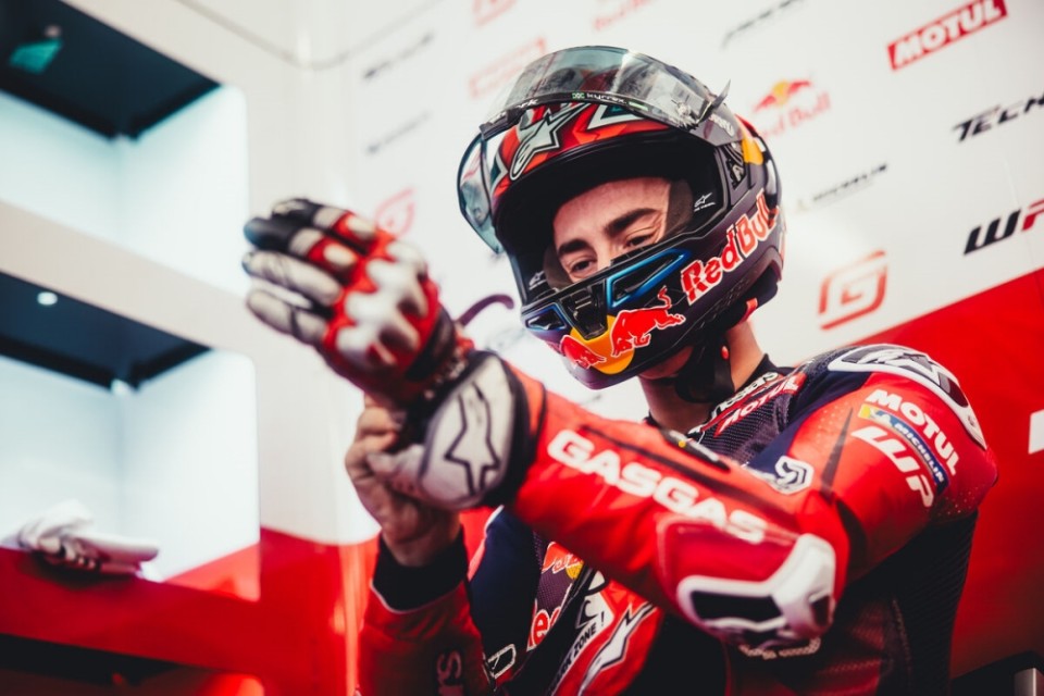 MotoGP: Acosta: “Nel 2022 mi ero messo troppa pressione, ora tengo i piedi per terra”