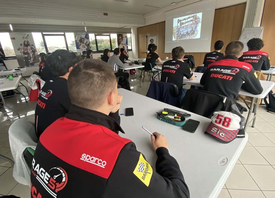 News: Michele Pirro, da collaudatore a Professore per un motorsport professionale