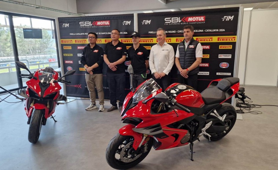 SBK: QJ introduces itself in Barcelona: 