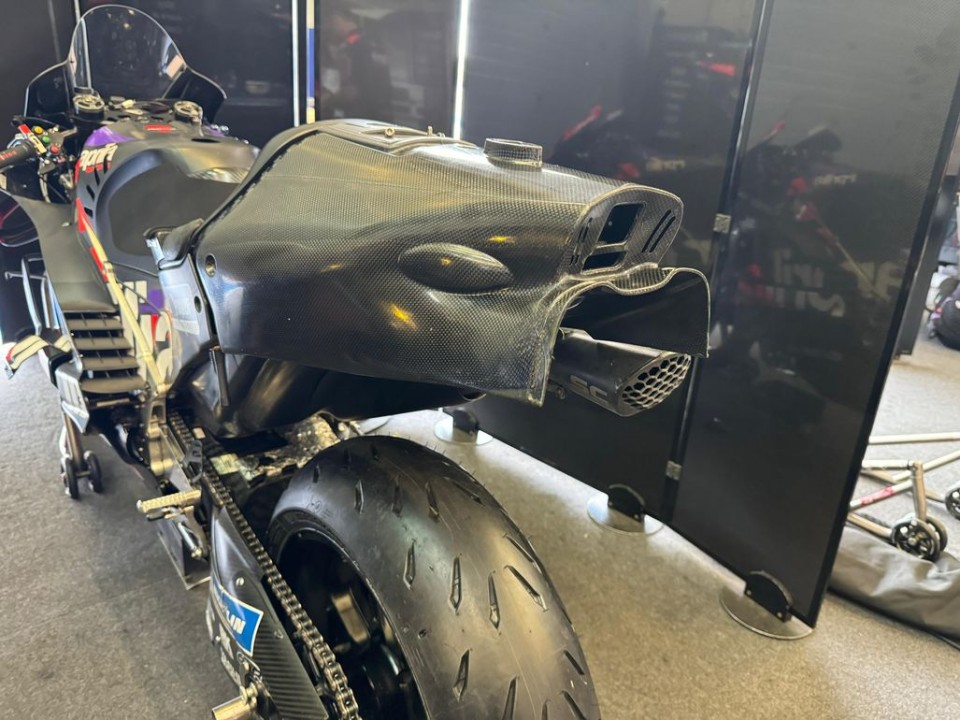 MotoGP: On the Aprilia, a 'hybrid' tail between that of 2023 and 2024