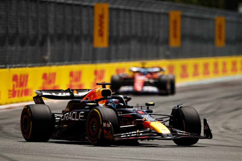 Auto - News: F1: Verstappen domina la Sprint Race di Miami. Leclerc è secondo