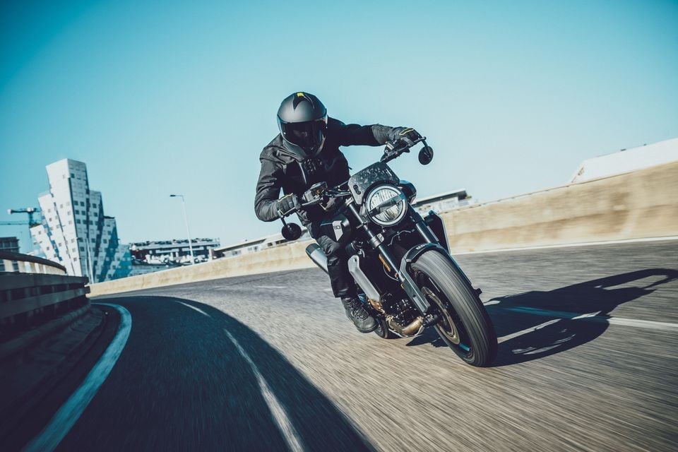 Moto - News: Husqvarna Motorcycles: Test&Party, in prova la Svartpilen 801