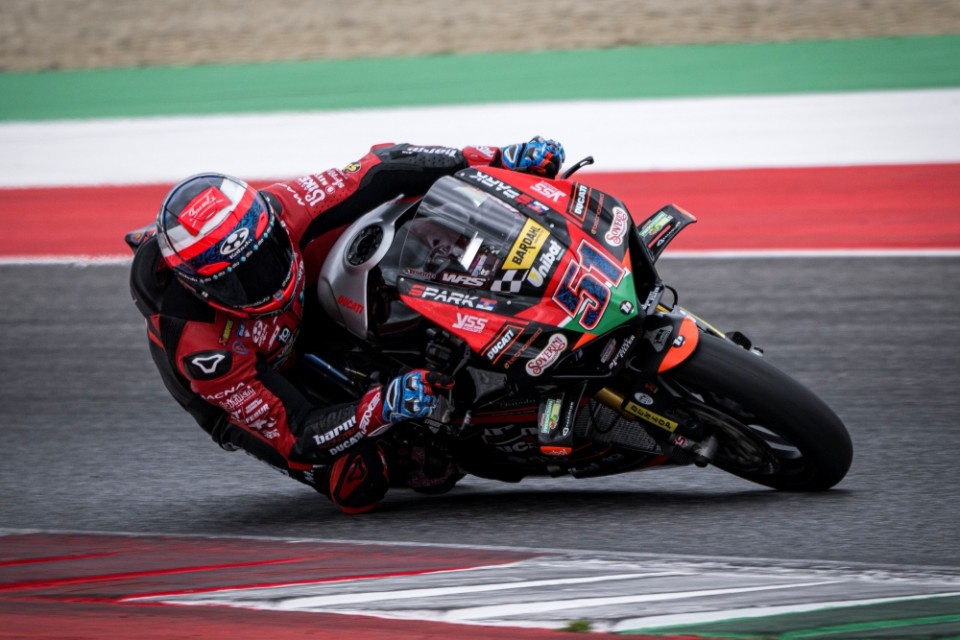 SBK: CIV Superbike: Michele Pirro si riscatta al Mugello dominando Gara 2