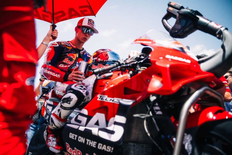 MotoGP: Scambio in corsa tra Acosta e Miller? Beirer chiarisce: 