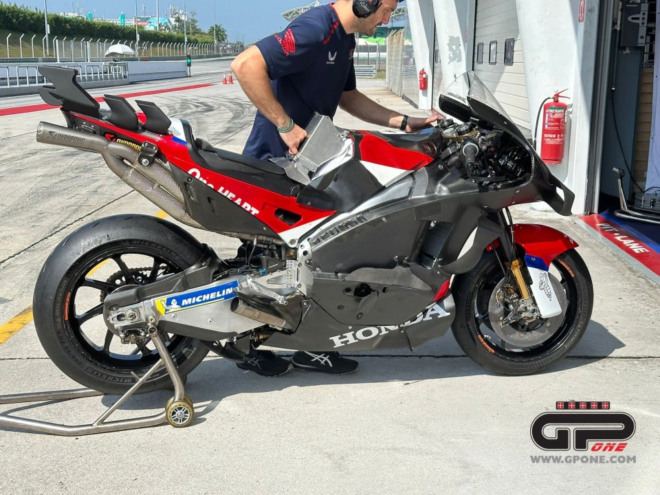 MotoGP: SEPANG TEST: Here's Albesiano's 'ground effect' Honda for Aleix Espargarò