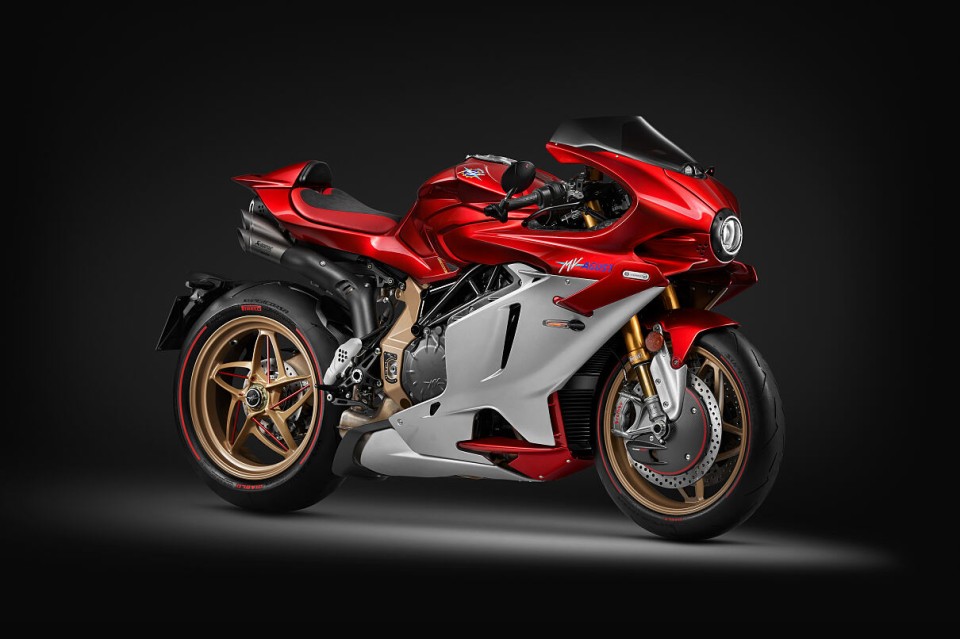Moto - News: MV Agusta Superveloce 1000 Serie Oro vince il Good Design Award 2024