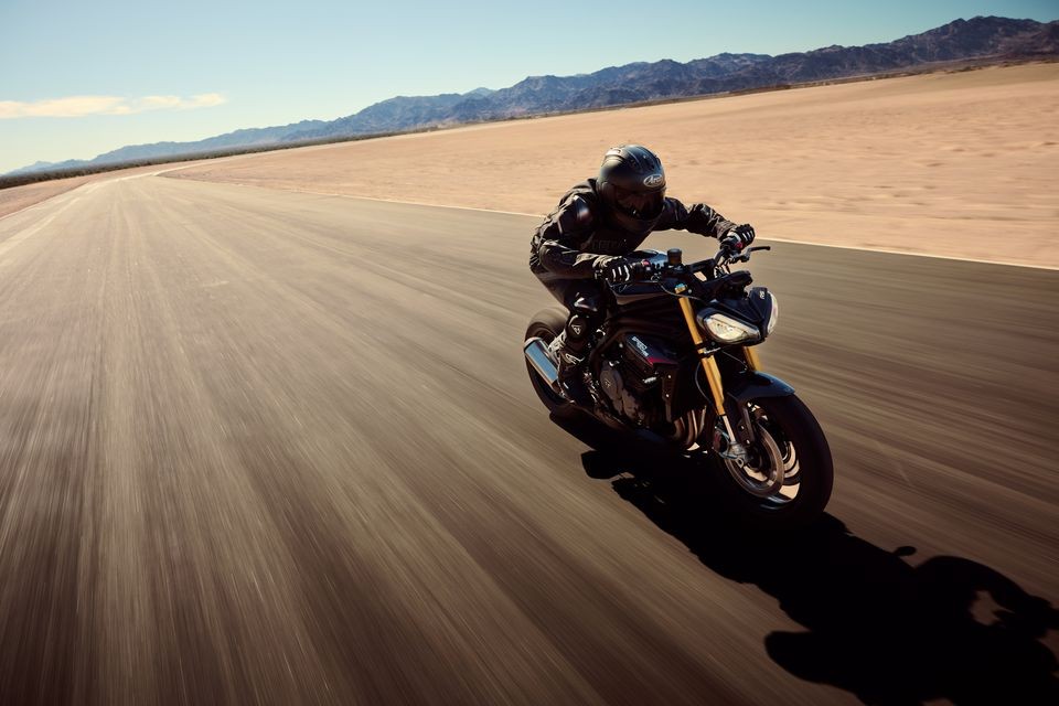 Moto - News: Triumph Speed Date: l'Open Weekend per la Speed Triple RS