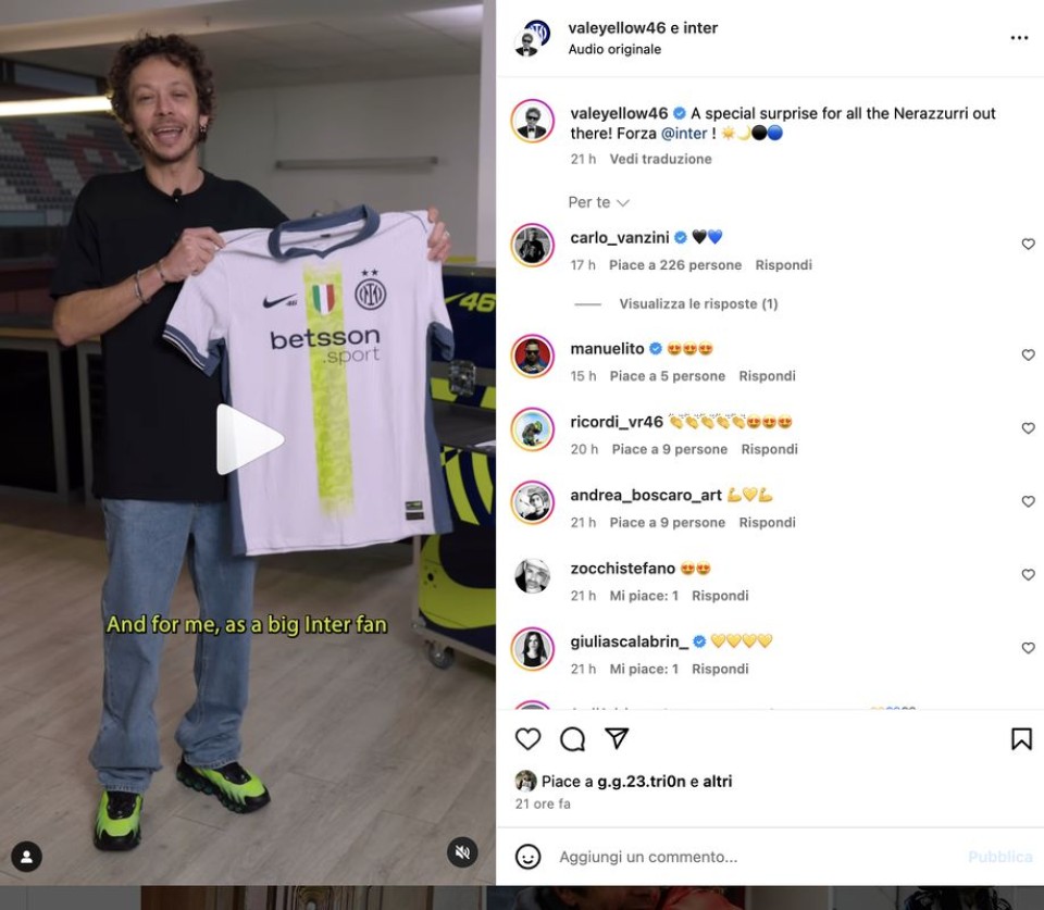 MotoGP: L'Inter scende in campo con la firma di Valentino Rossi: ecco la maglia MotoGP: L'Inter scende in campo con la firma di Valentino Rossi: ecco la maglia