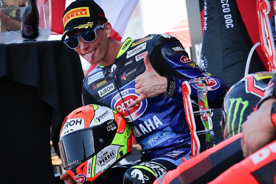 SBK: Locatelli: “Battere Toprak non è facile, ma dopo il suo sorpasso ho fatto reset”