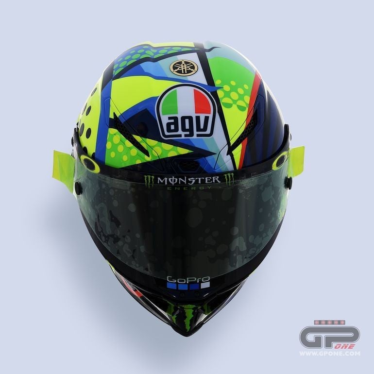 Motogp New Year And New Helmet For Valentino Rossi In Sepang