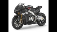 Moto - News: Aprilia RSV4 SBK: aggressiva e veloce...