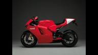 Moto - News: Raduno Ducati Desmosedici RR a Donington