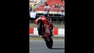 Moto - News: MotoGP 2009, Barcelona eroica per Casey Stoner