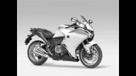 Moto - News: Honda VFR1200F, dettagli che fanno la differenza