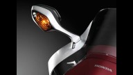 Moto - News: Honda VFR1200F, dettagli che fanno la differenza