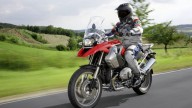 Moto - News: Quattro video per gustarsi guida e dettagli della BMW R1200GS 2010