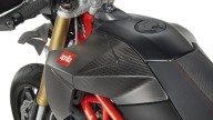 Moto - News: Aprilia Dorsoduro Factory: in listino a 9.990 euro f.c.