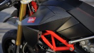 Moto - News: Aprilia Dorsoduro Factory: "waouuuuuu"