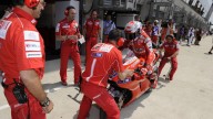 Moto - News: MotoGP 2010, Le Mans: nuovo KO per Stoner