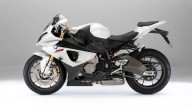 Moto - News: Colori 2011 per le 2 e 4 cilindri in linea stradali BMW
