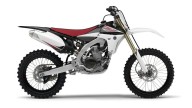 Moto - News: Yamaha YZ450F 2011