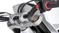 Moto - News: Husqvarna TC449 2011