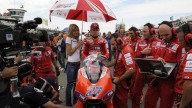 Moto - News: Rossi sulla Rossa: scambio di cortesie tra Yamaha e Ducati