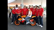 Moto - News: Andrea Dovizioso inaugura due stazioni Repsol