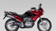 Moto - News: Varadero 125 M.Y. 2011: in Germania anche Rossa