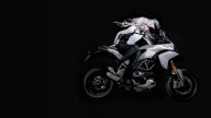 Moto - News: Ducati Art: Collezione "Desmo" by Elizabeth Raab