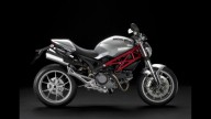 Moto - News: Monster 696 autografata da Valentino su ebay