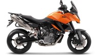 Moto - News: KTM 990 SMT ABS 2011: in arrivo a Marzo