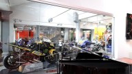 Moto - News: Luca Scassa e Yamaha inaugurano il 2011 del Red Point Cafè Milano