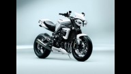 Moto - News: Triumph Street Triple 2012