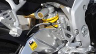 Moto - Test: Aprilia Tuono V4R - Test: La tempesta perfetta