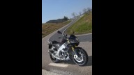 Moto - Test: Aprilia Tuono V4R - Test: La tempesta perfetta