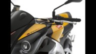 Moto - Test: Aprilia Tuono V4R - Test: La tempesta perfetta