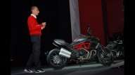 Moto - News: Ducati Monster 1100EVO: negli Store a 11.690 euro