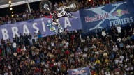 Moto - News: Red Bull X-Fighters World Tour 2011: Adams conquista Brasilia