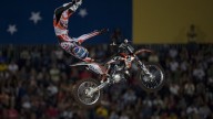 Moto - News: Red Bull X-Fighters World Tour 2011: Adams conquista Brasilia