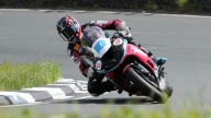 Moto - News: Tourist Trophy 2011: Anstey vince Gara 1 in Supersport