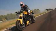 Moto - News: Pirelli: Diablo Rosso Corsa sulla Ducati Streetfighter 848