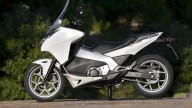 Moto - News: Honda a Eicma 2011: tutto su Crosstourer e Integra